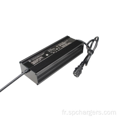 Chargeur de batterie 72V 3.2A Chargeur de batterie Adaptateur d&#39;alimentation portable réglable pour les batteries en fer au lithium 72V (3,2a)